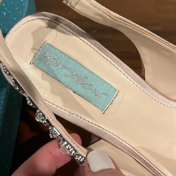 Cici Pointed-Toe Slingback Evening Pumps | Size 7 | Nude - Picture 2 of 7